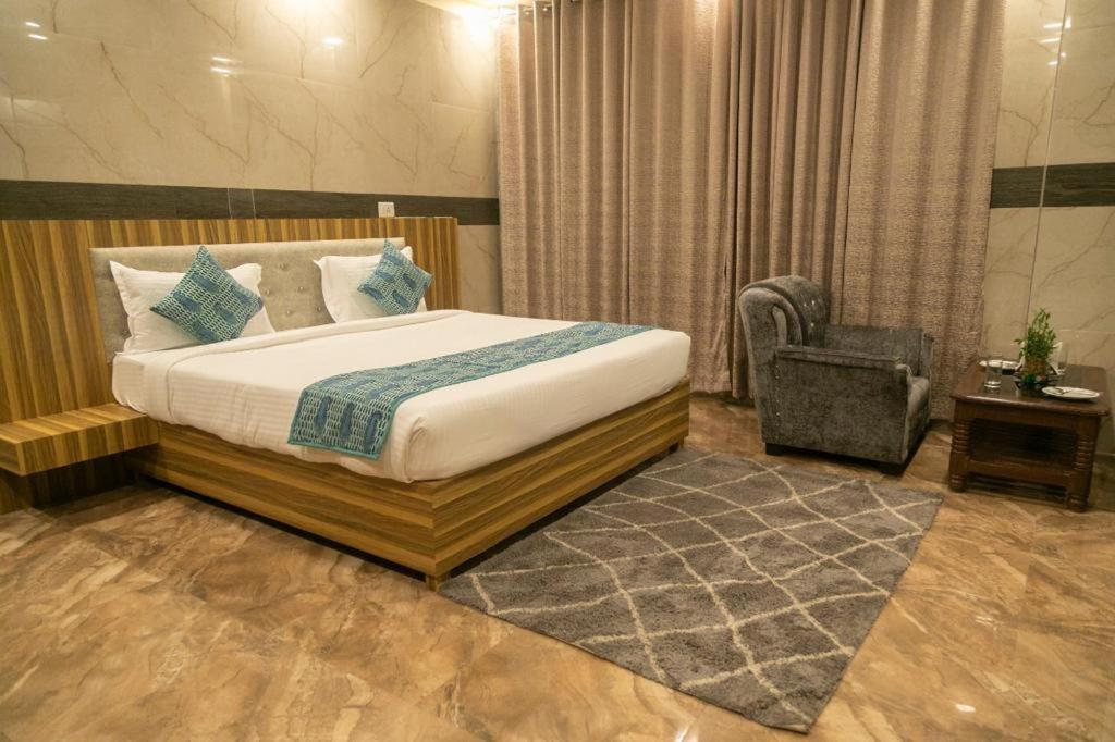 The Park Pride Hotel Patna  Esterno foto